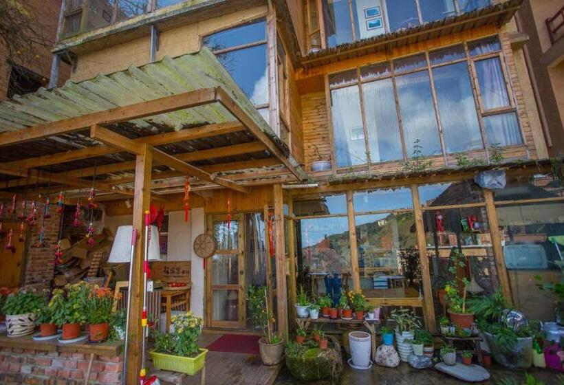 ペンション Flowers Residence