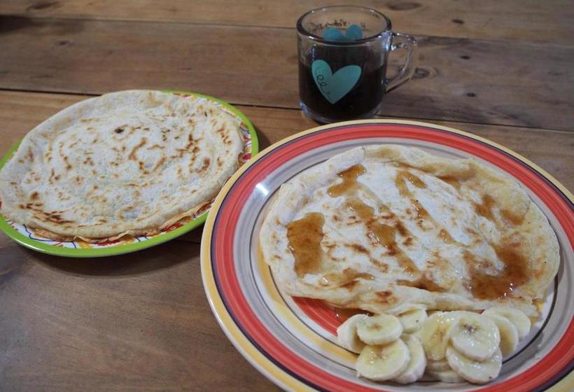 پانسیون Wandering Monkey Guesthouse