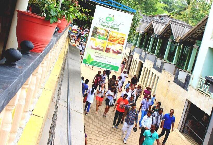 ペンション Green Land Guest House