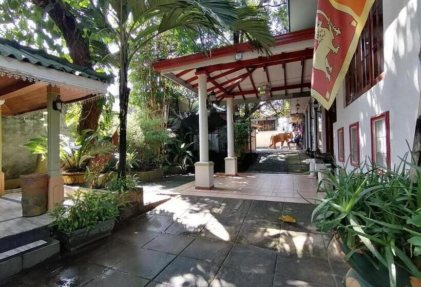 ペンション Green Land Guest House