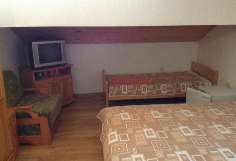 ペンション Guest Rooms Toni & Miro