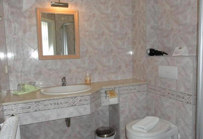 ペンション Haus Toskana