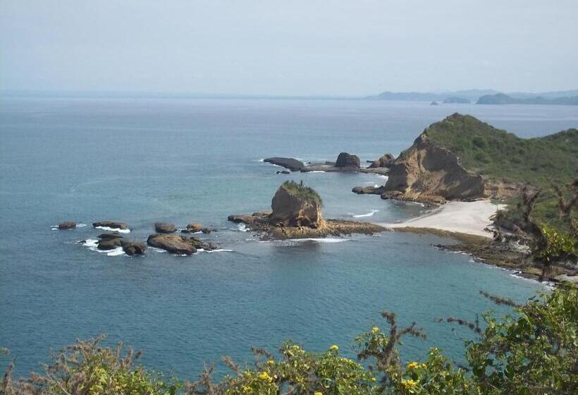 بنسيون Hostal Alcazaba