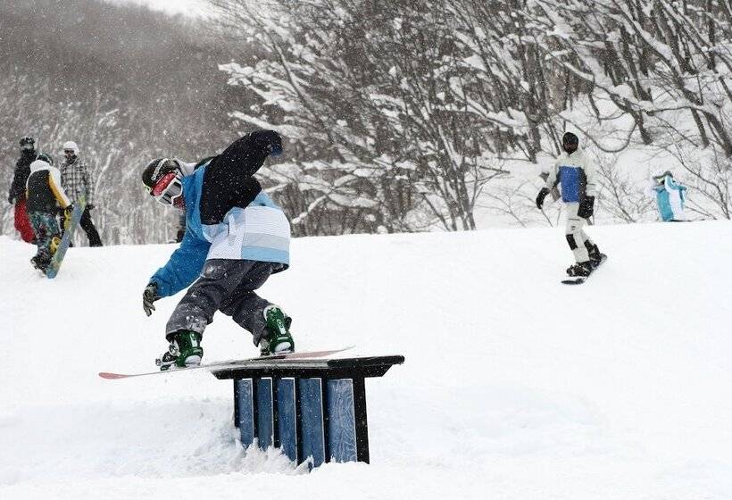 Пансион Moiwa Lodge