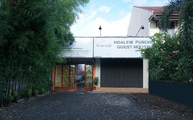 Пансион Oyo 577 Ndalem Pundhi Residnece