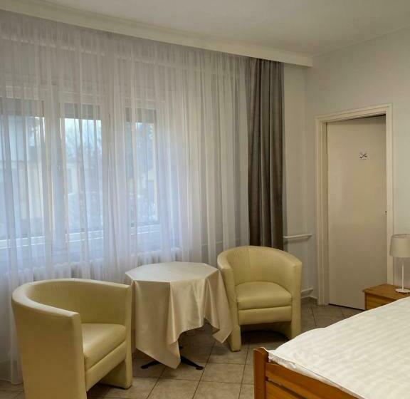 بنسيون Part Cafe Residence