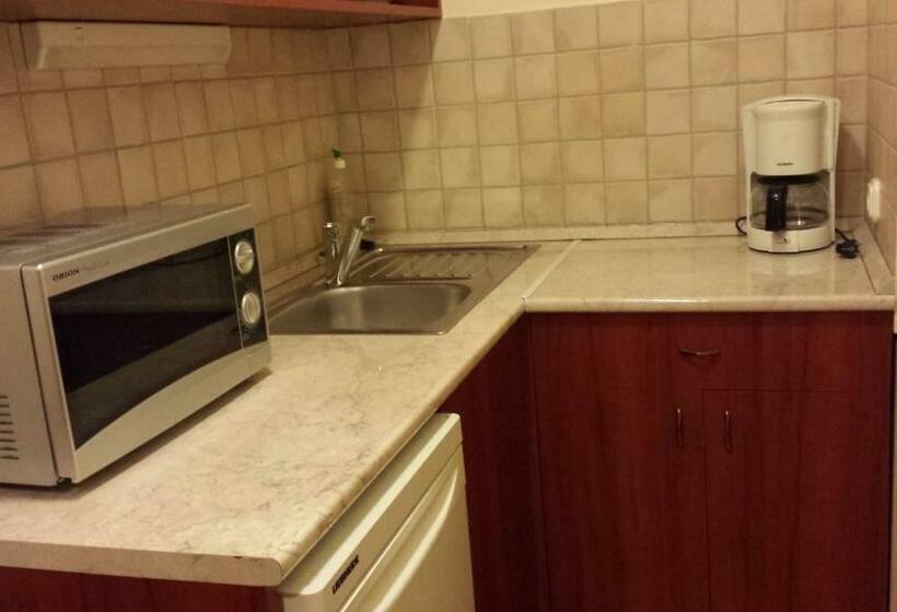 פנסיון Part Cafe Residence