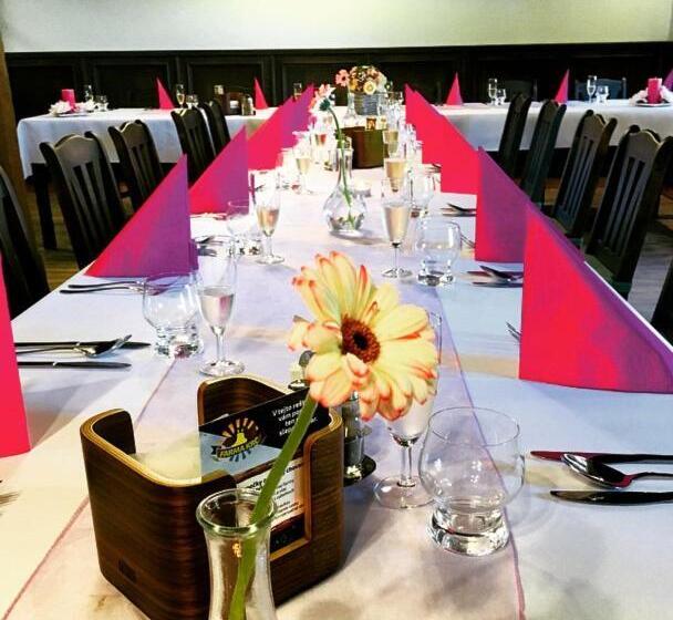 ペンション Penzion A Reštaurácia Hanišberg