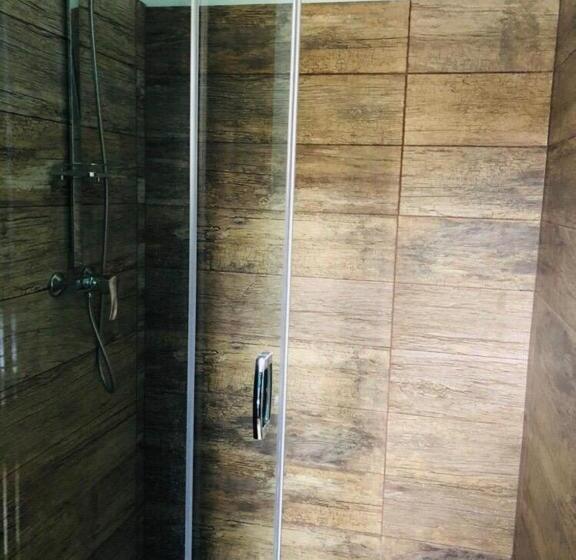 ペンション Penzion A Reštaurácia Hanišberg