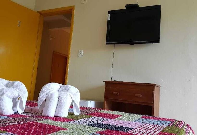 펜션 Pousada Salém