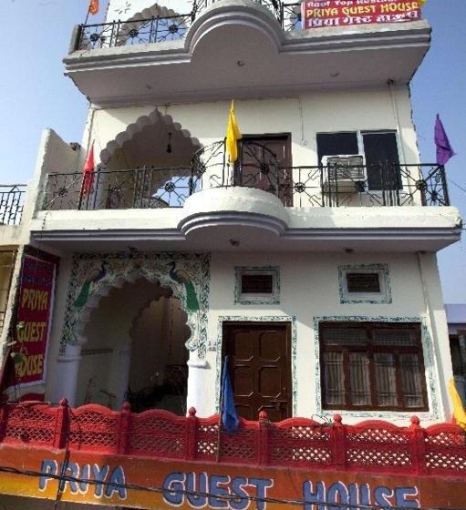 بنسيون Priya Guest House