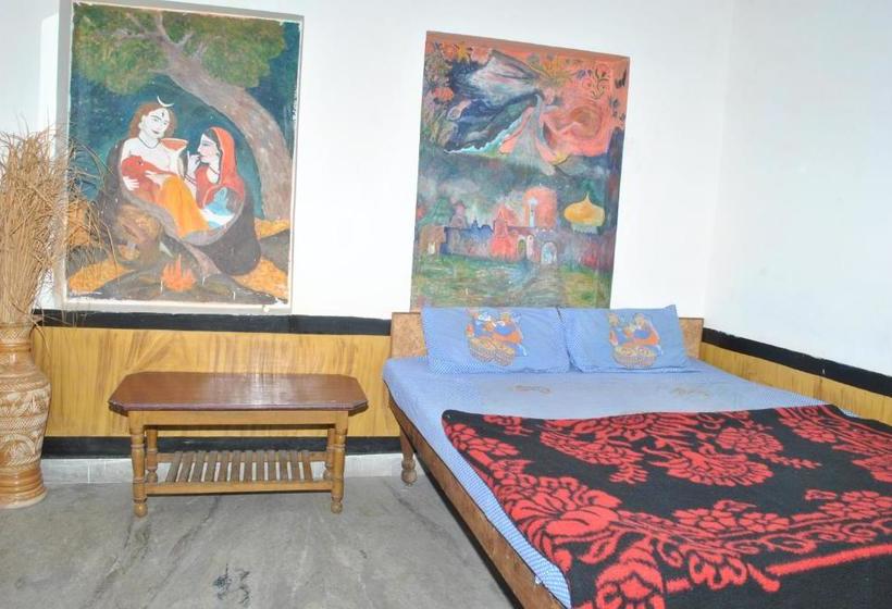 بنسيون Priya Guest House