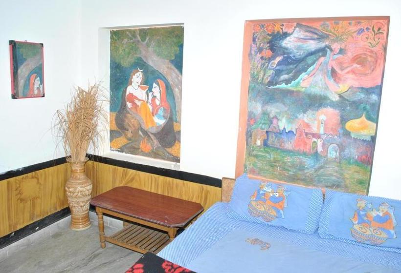 بنسيون Priya Guest House