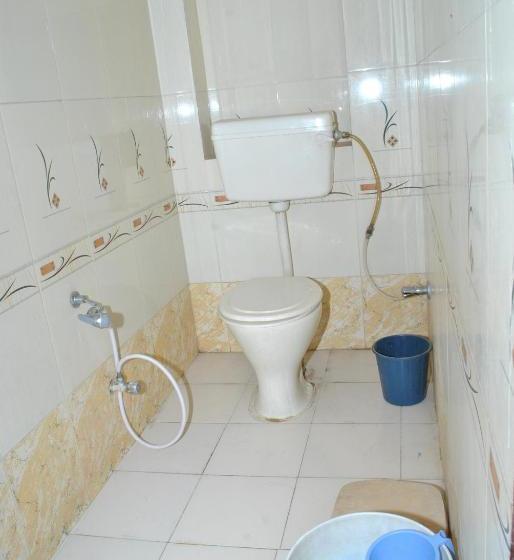 بنسيون Priya Guest House