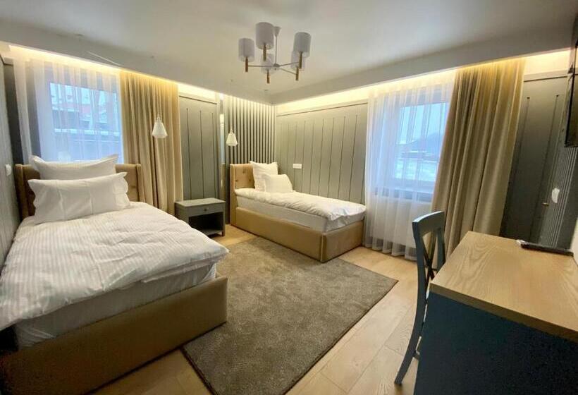 پانسیون Sadyba Lisova