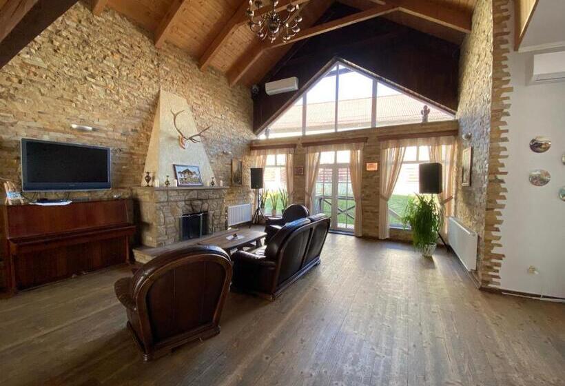 پانسیون Sadyba Lisova