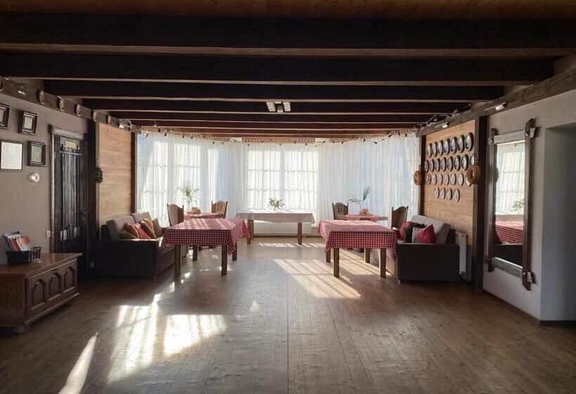 پانسیون Sadyba Lisova