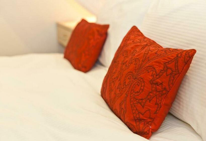 펜션 The Glen Guest House