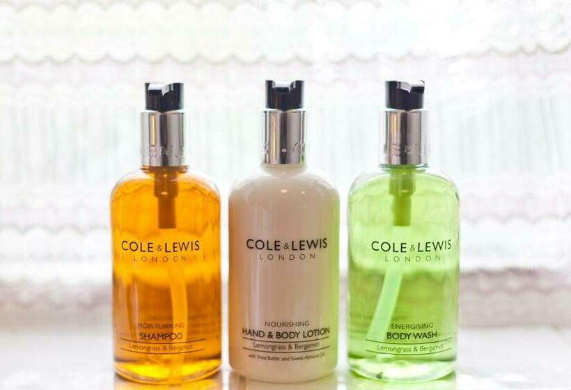 펜션 The Glen Guest House