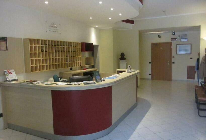 ペンション Villa Lomellini