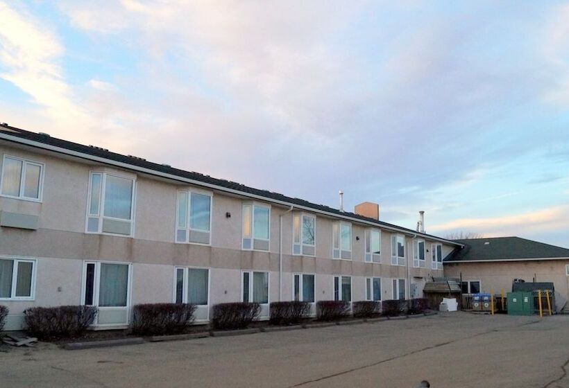 فندق صغير Bay Hill Inns & Suites