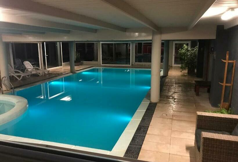 هاستل Brisas De Nono