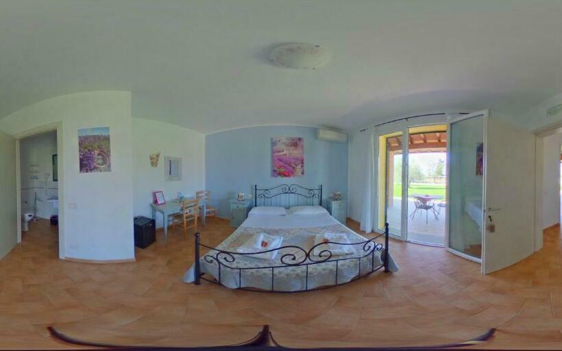 هتل Agriturismo Dal Pastore