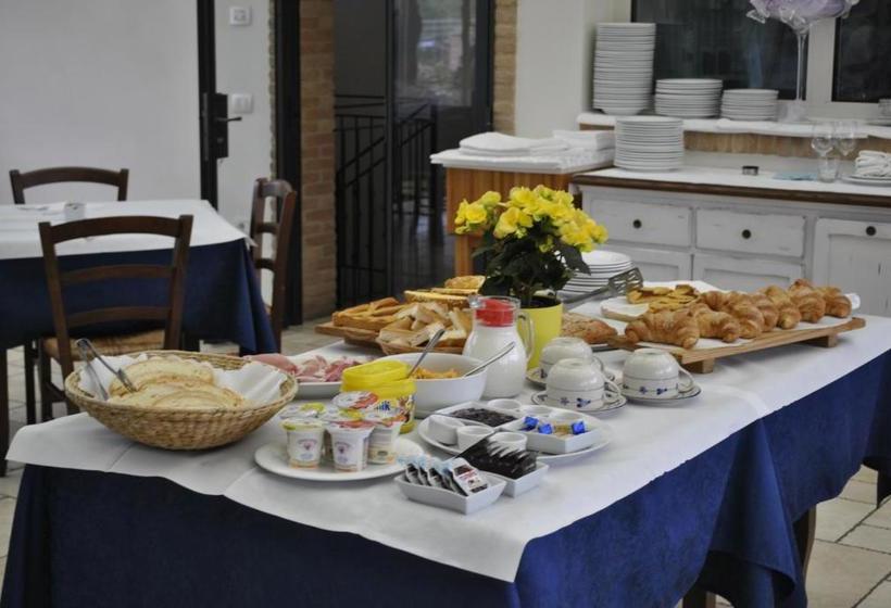 Отель Agriturismo L'infinito