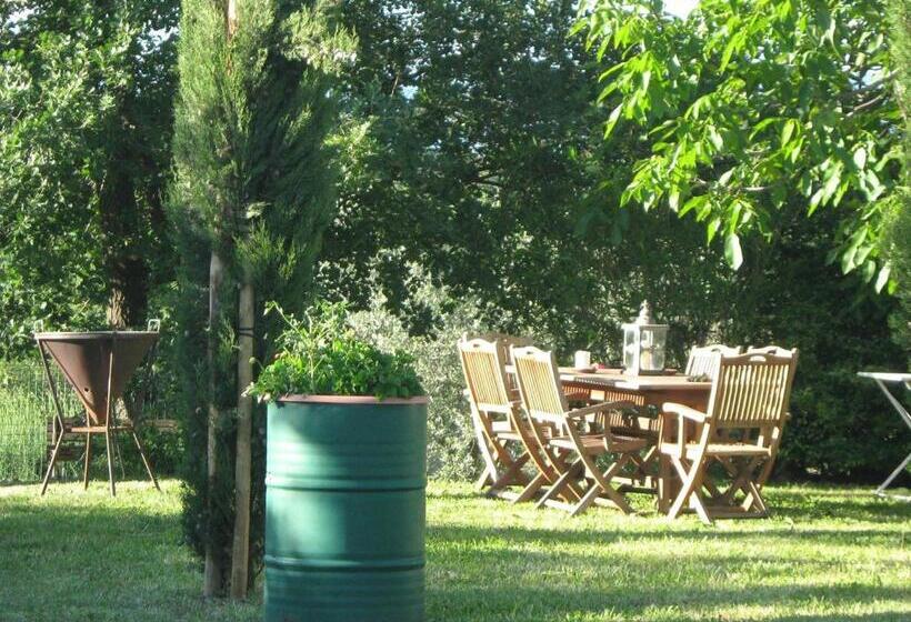 בית מלון כפרי Agriturismo Poderino