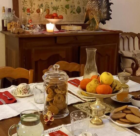 בית מלון כפרי Agriturismo Poderino