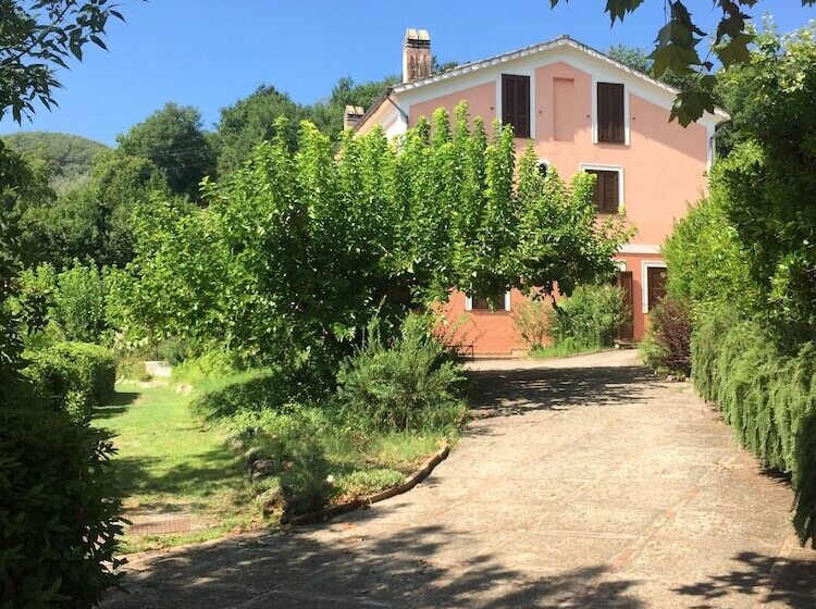 酒店 Agriturismo La Vecchia Quercia