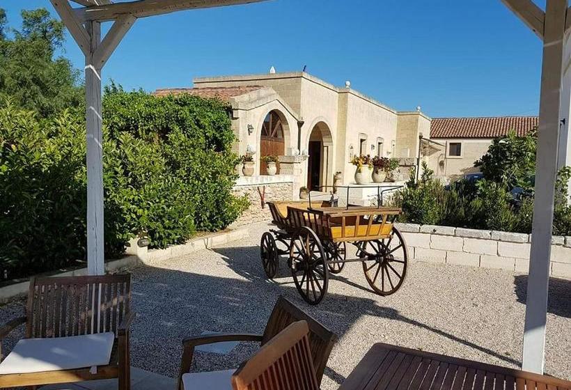 בית מלון כפרי Masseria Sucéa