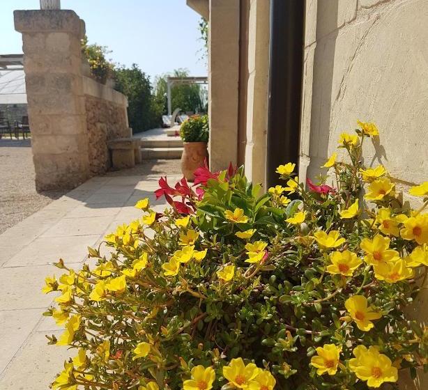 בית מלון כפרי Masseria Sucéa