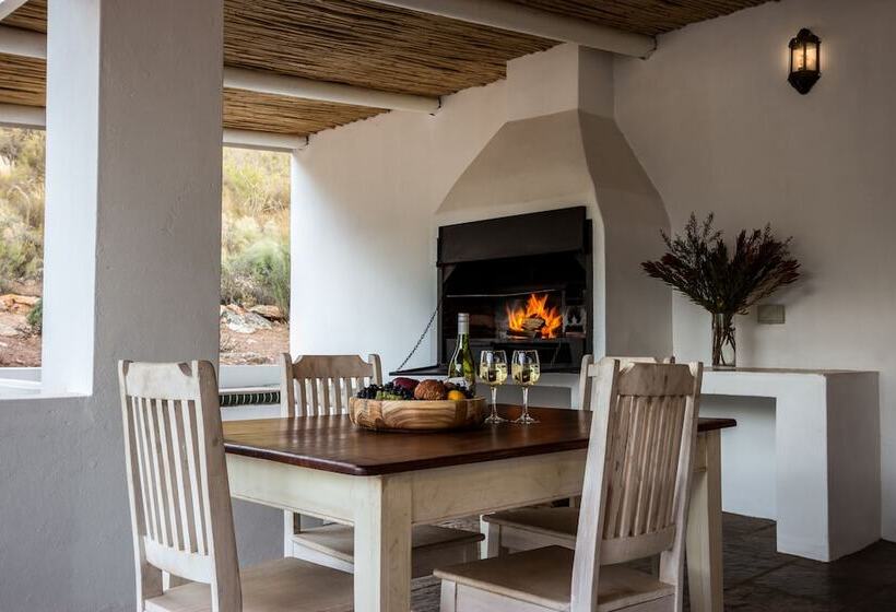 فندق Orange Grove