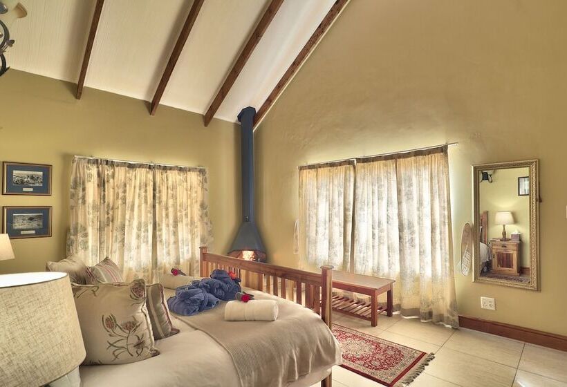 فندق Orange Grove