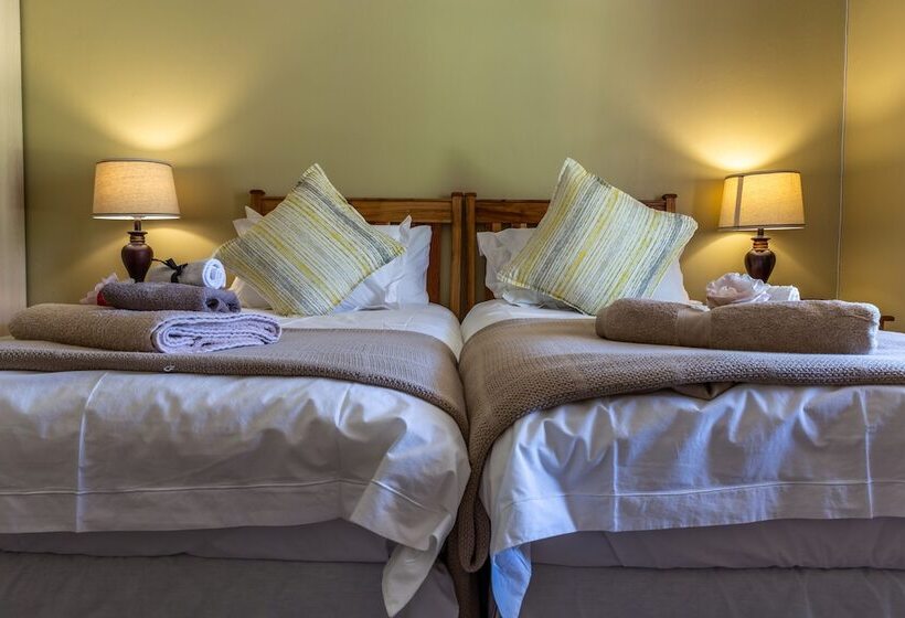 فندق Orange Grove