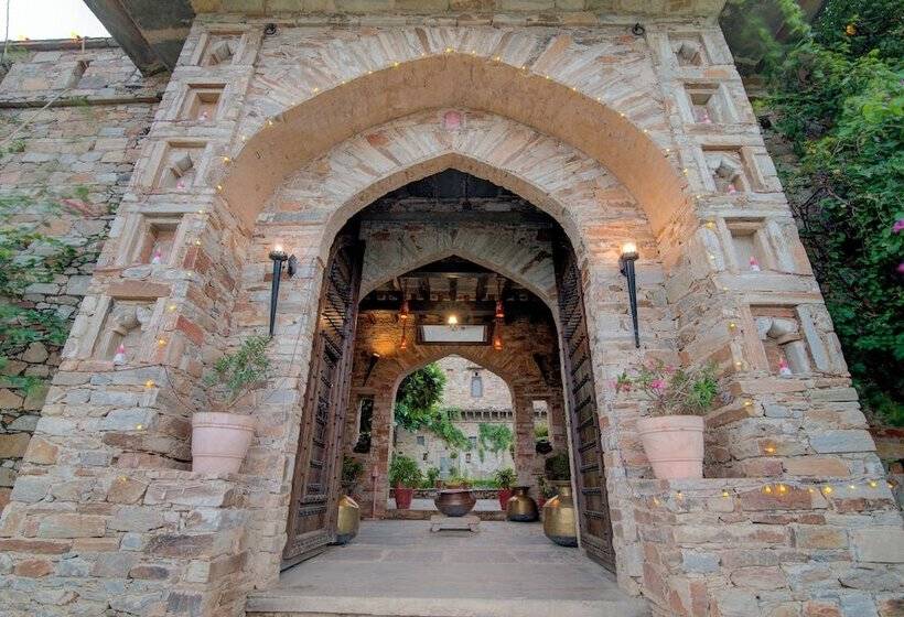 Hotel Fort Dadhikar, Alwar