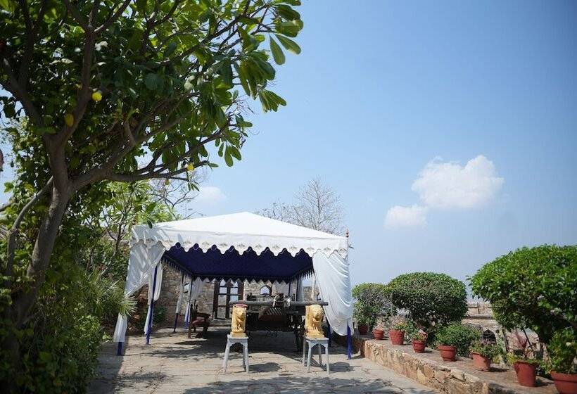 Hotel Fort Dadhikar, Alwar