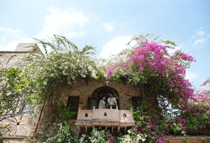 Hotel Fort Dadhikar, Alwar