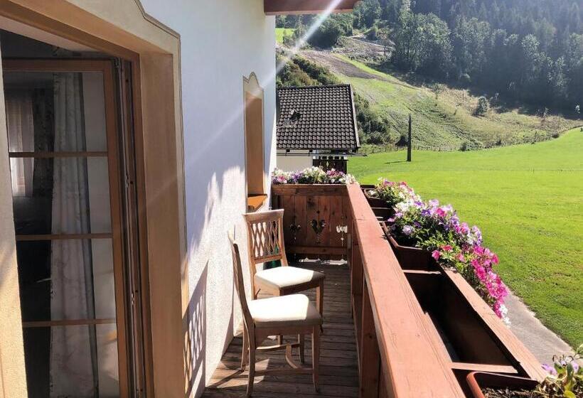 هتل Urlaub Am Bauernhof Rothof