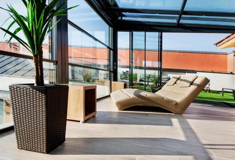 La Pergola & Prestige Panzió