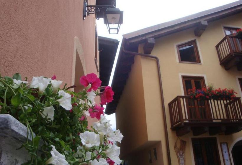 פנסיון Affittacamere Al Cantoun