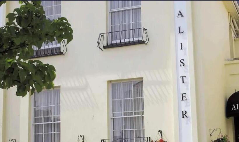 פנסיון Alister Guest House