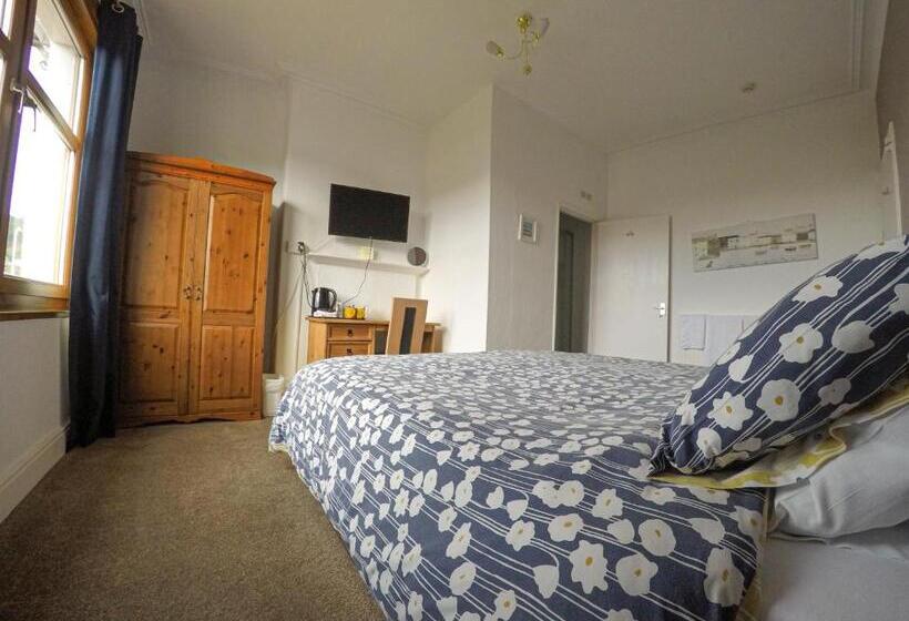 بنسيون Ashdale Guest House