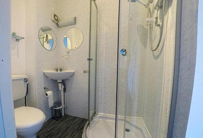 بنسيون Ashdale Guest House