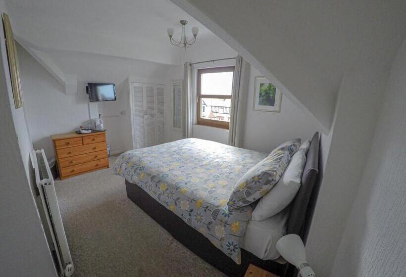 بنسيون Ashdale Guest House