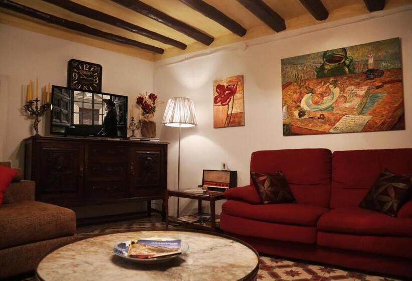 بنسيون Casa Rural La Casona