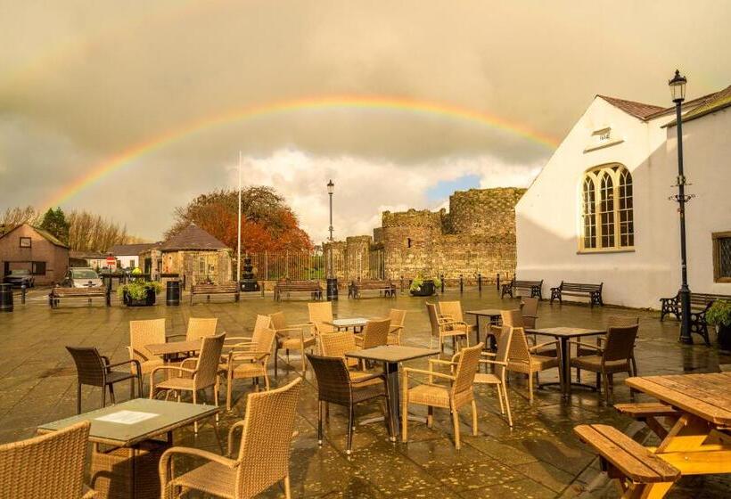 膳宿费 Castle Court