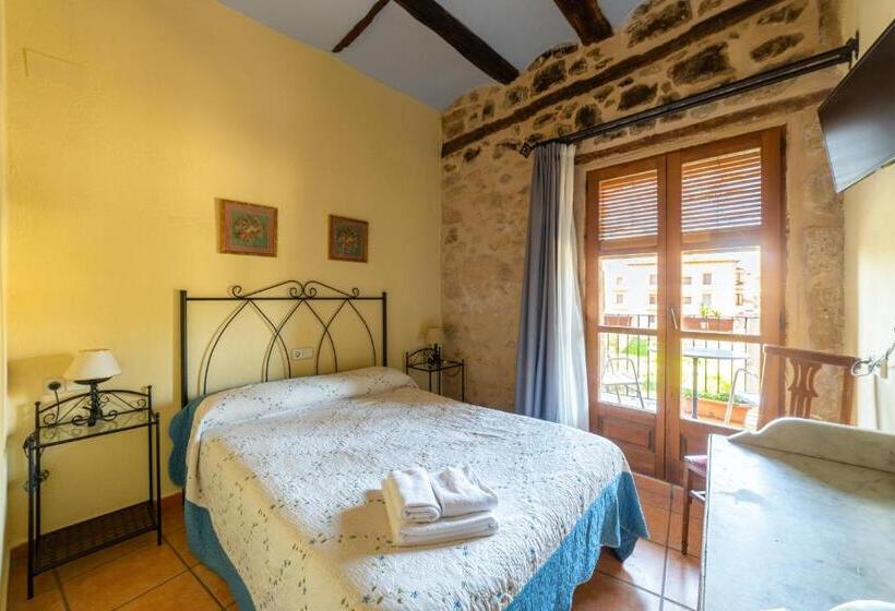 膳宿费 Fonda La Plaza