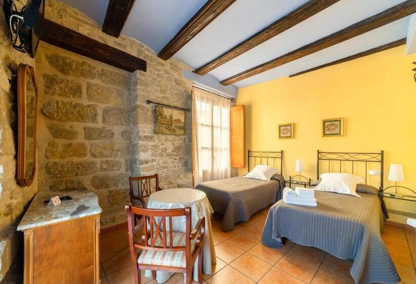 膳宿费 Fonda La Plaza